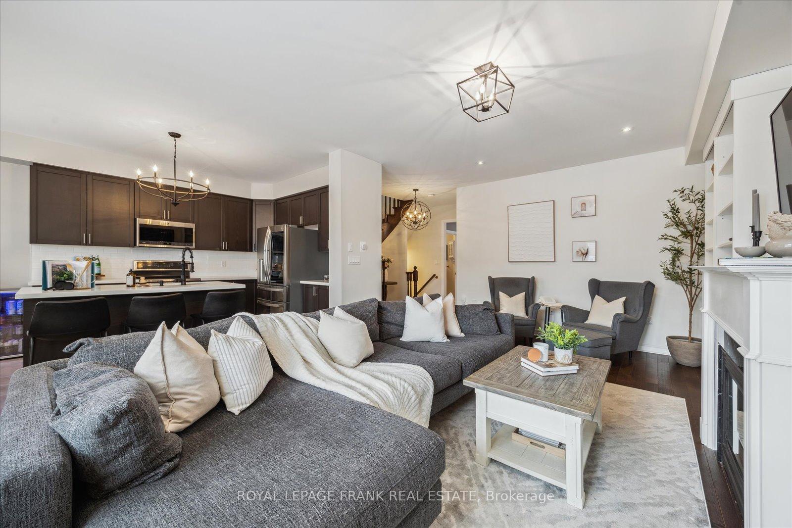Photo 7 of 37 Shrewsbury Drive, Whitby, Brooklin — HOMEH