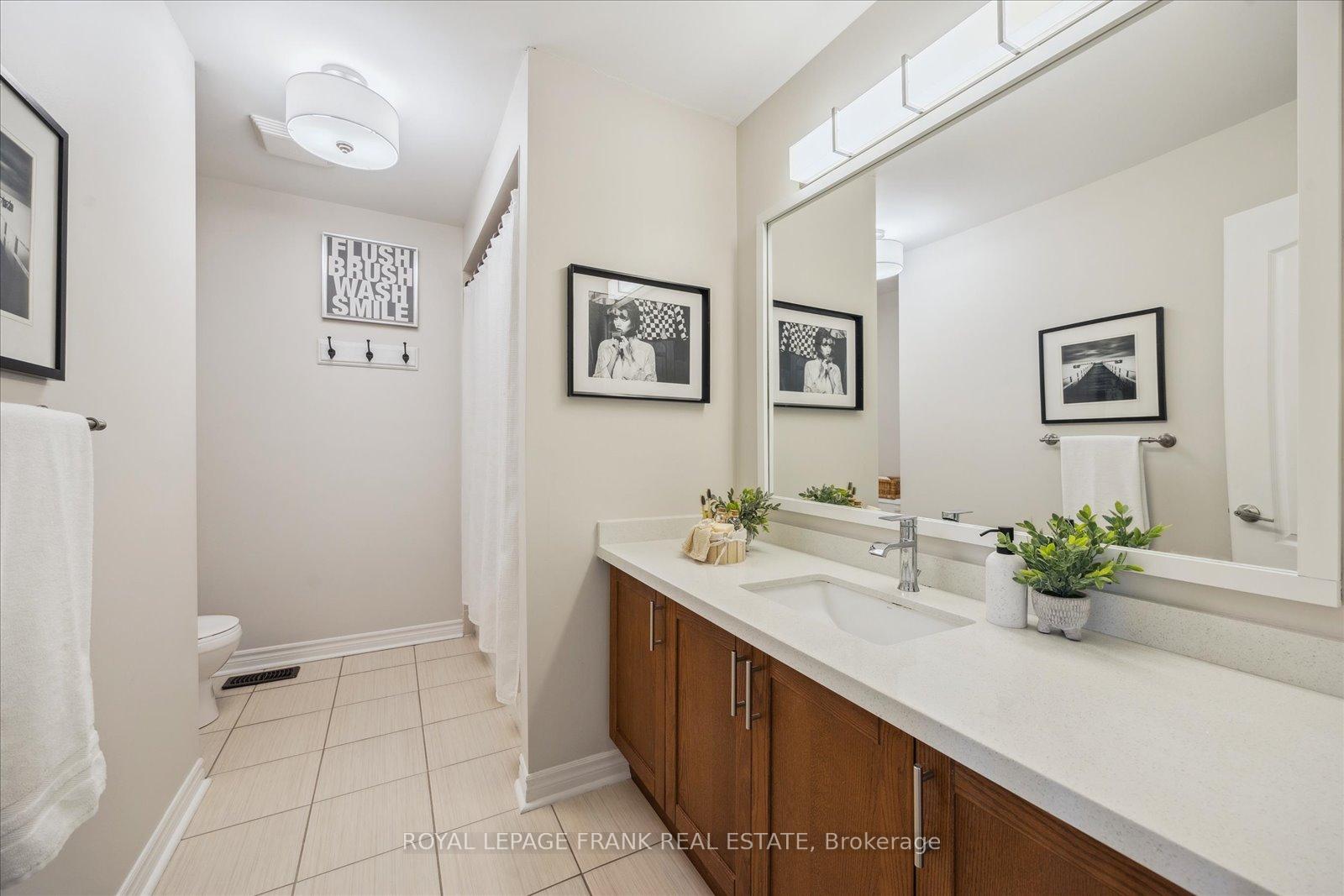 Photo 21 of 37 Shrewsbury Drive, Whitby, Brooklin — HOMEH