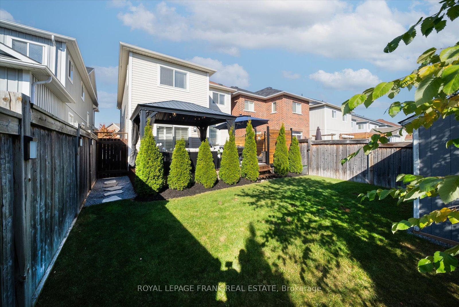 Photo 38 of 37 Shrewsbury Drive, Whitby, Brooklin — HOMEH