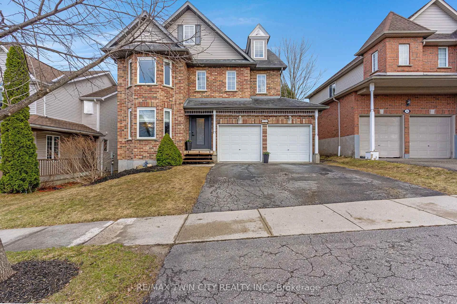 Photo 1 of 739 Butternut Avenue, Waterloo — HOMEH