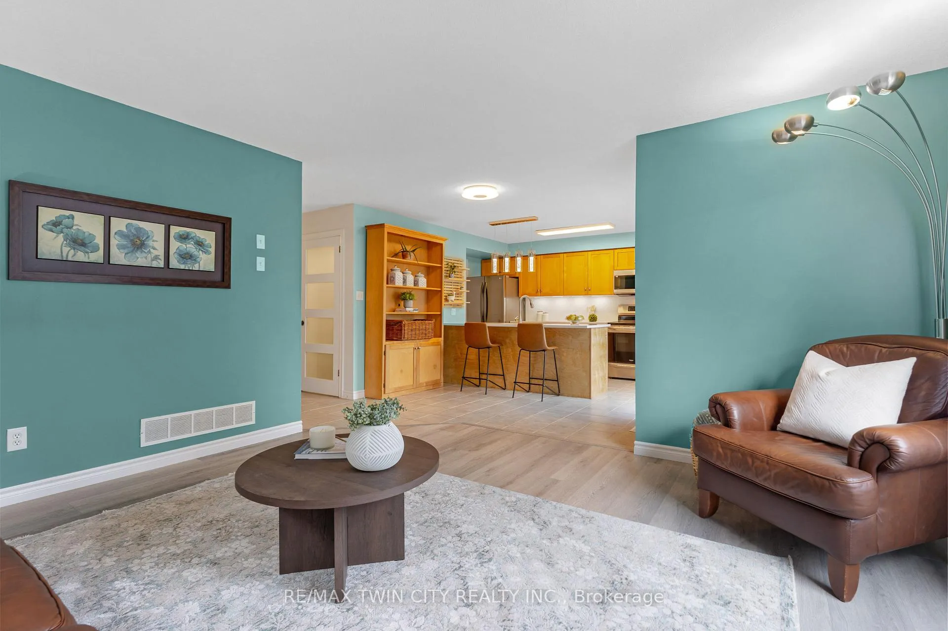 Photo 6 of 739 Butternut Avenue, Waterloo — HOMEH