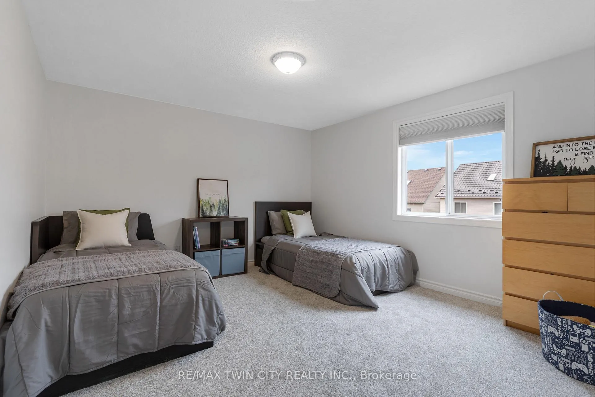 Photo 22 of 739 Butternut Avenue, Waterloo — HOMEH