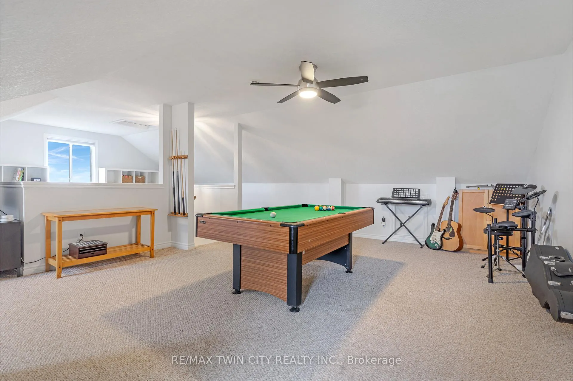 Photo 28 of 739 Butternut Avenue, Waterloo — HOMEH