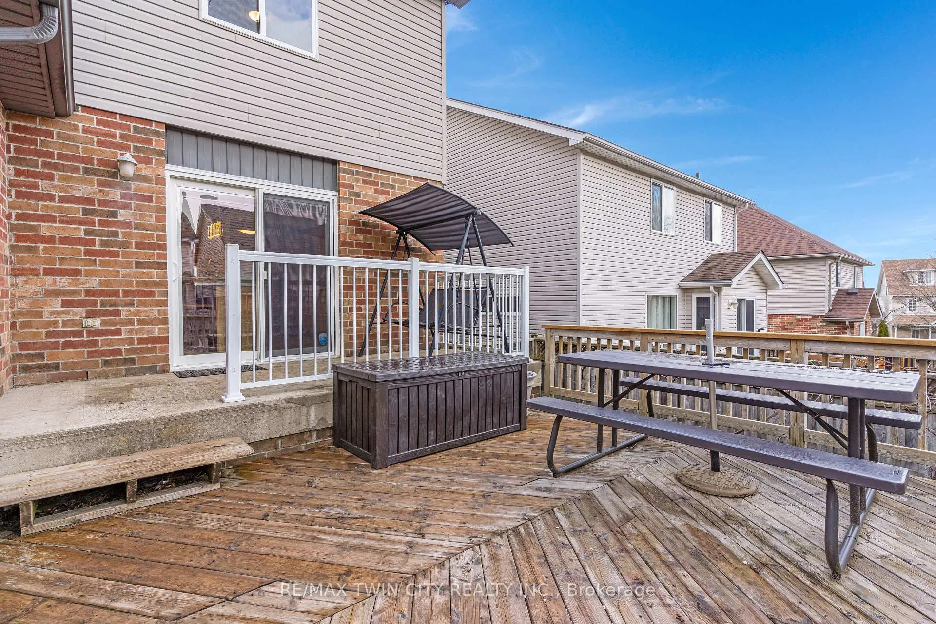 Photo 40 of 739 Butternut Avenue, Waterloo — HOMEH