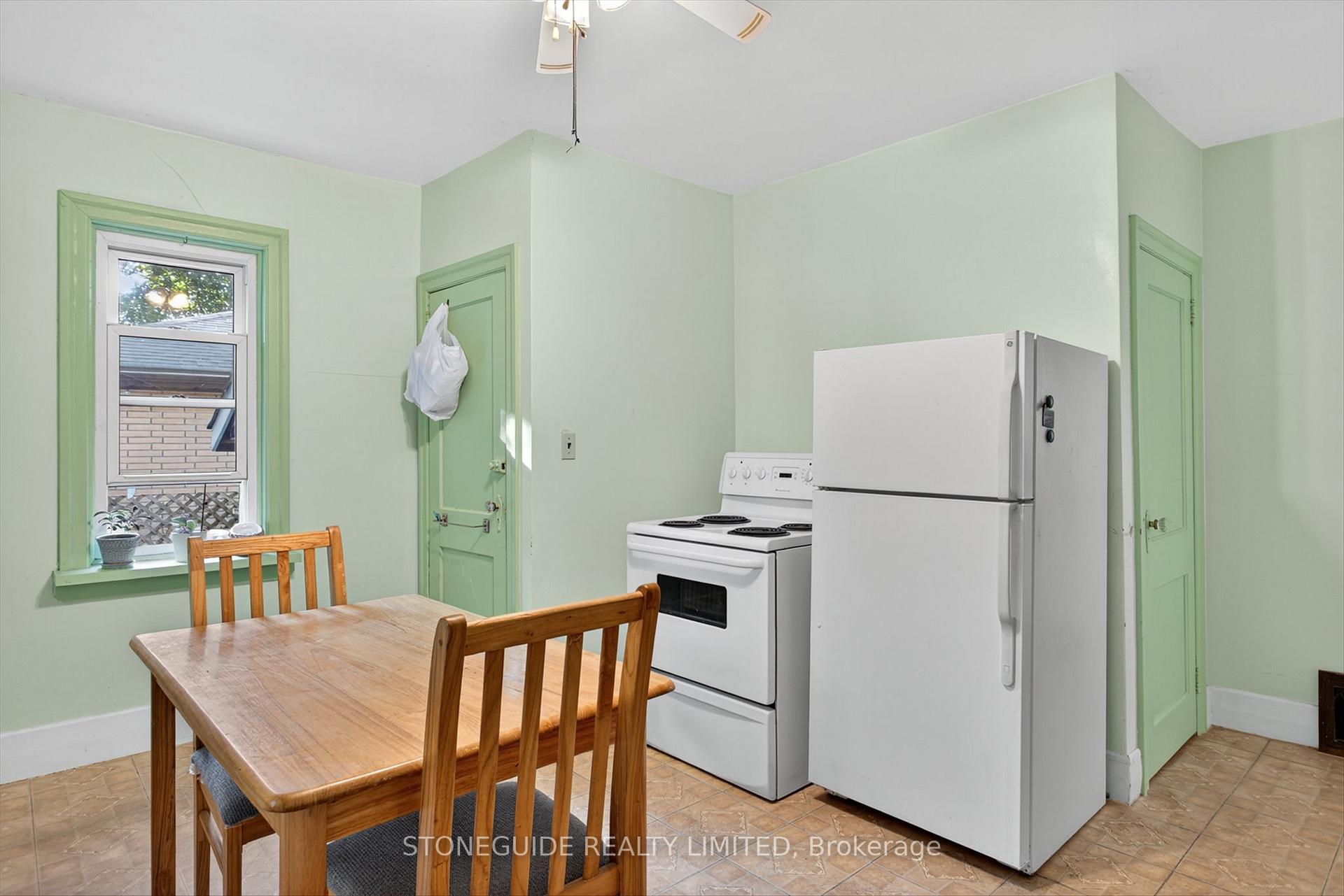 Photo 13 of 634 Armour Road, Peterborough, Ashburnham Ward 4 — HOMEH