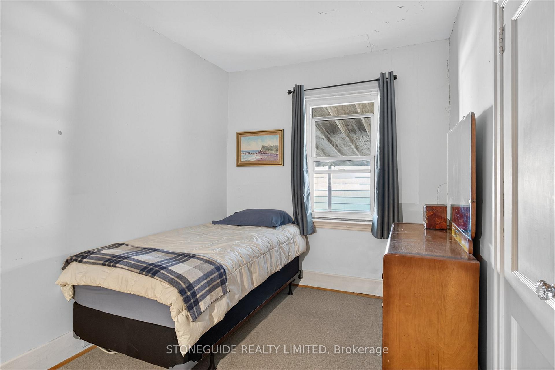 Photo 21 of 634 Armour Road, Peterborough, Ashburnham Ward 4 — HOMEH