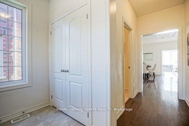 Photo 2 of Unit Main, 2524 Bandsman Crescent, Oshawa, Windfields — HOMEH