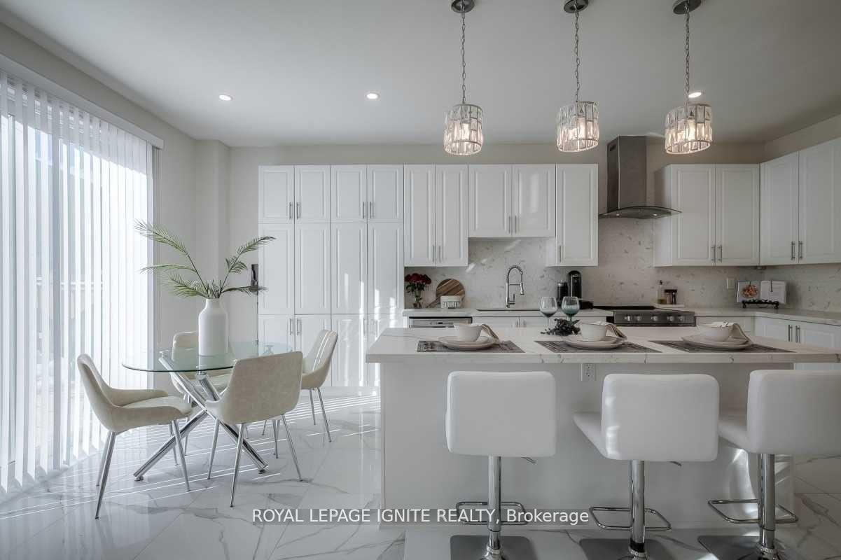 Photo 8 of Unit Main, 2524 Bandsman Crescent, Oshawa, Windfields — HOMEH