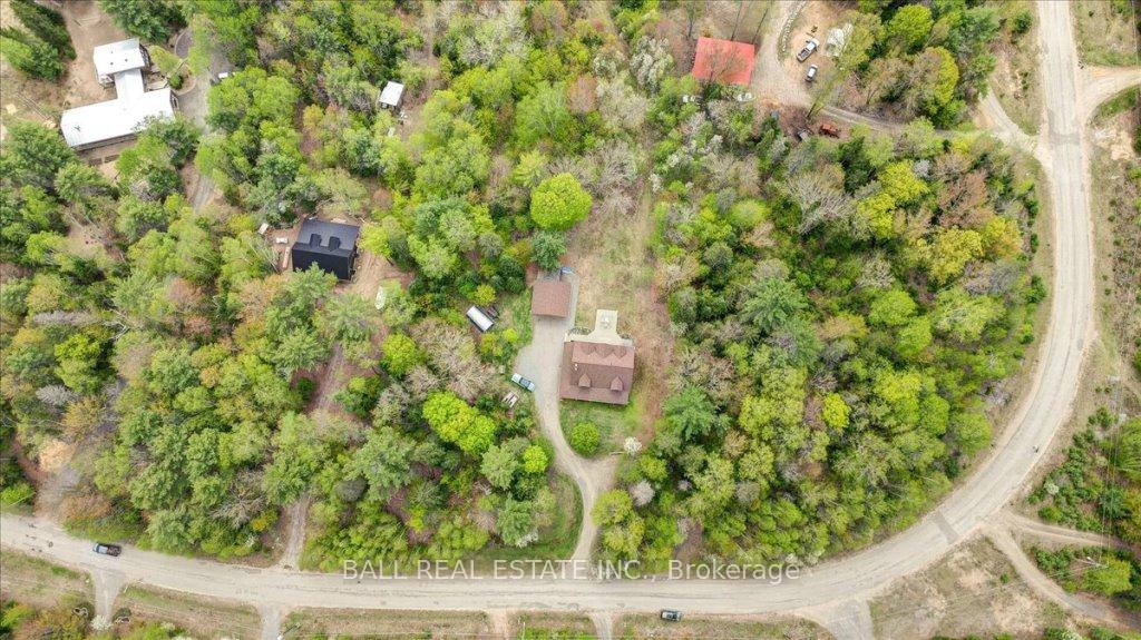 Photo 3 of 27 Vanluven Lane, Bancroft, Bancroft Ward — HOMEH
