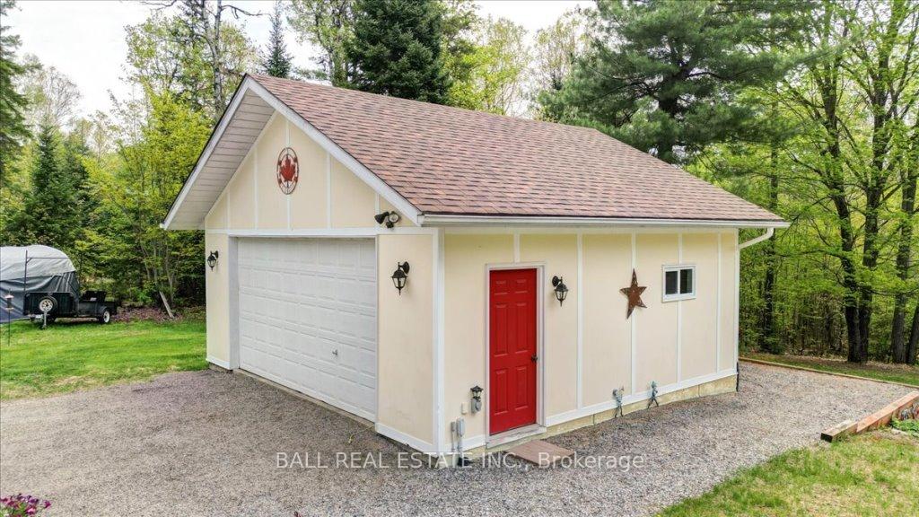 Photo 14 of 27 Vanluven Lane, Bancroft, Bancroft Ward — HOMEH