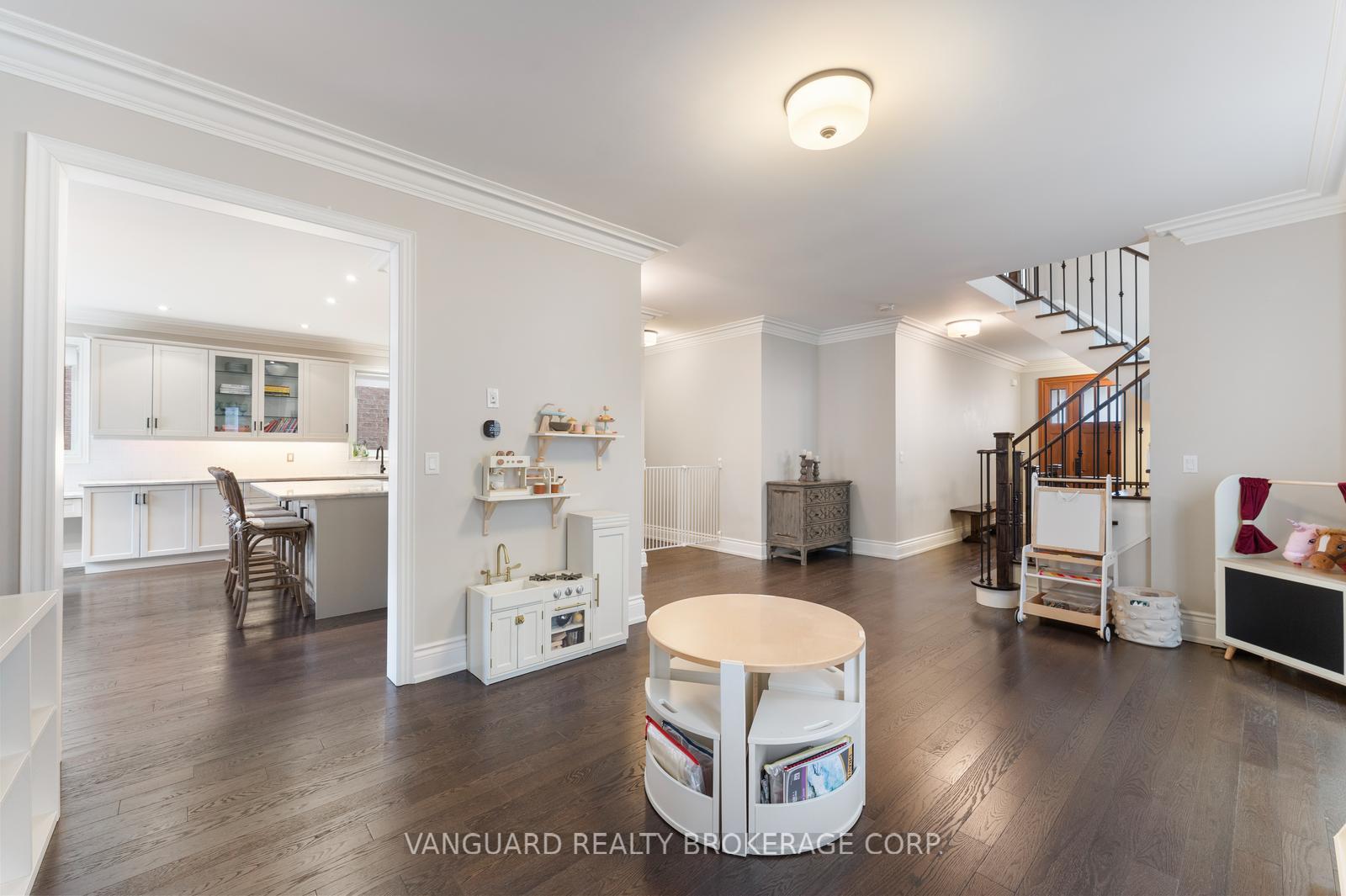 Photo 9 of 611 Davos Road, Vaughan, Vellore Village — HOMEH
