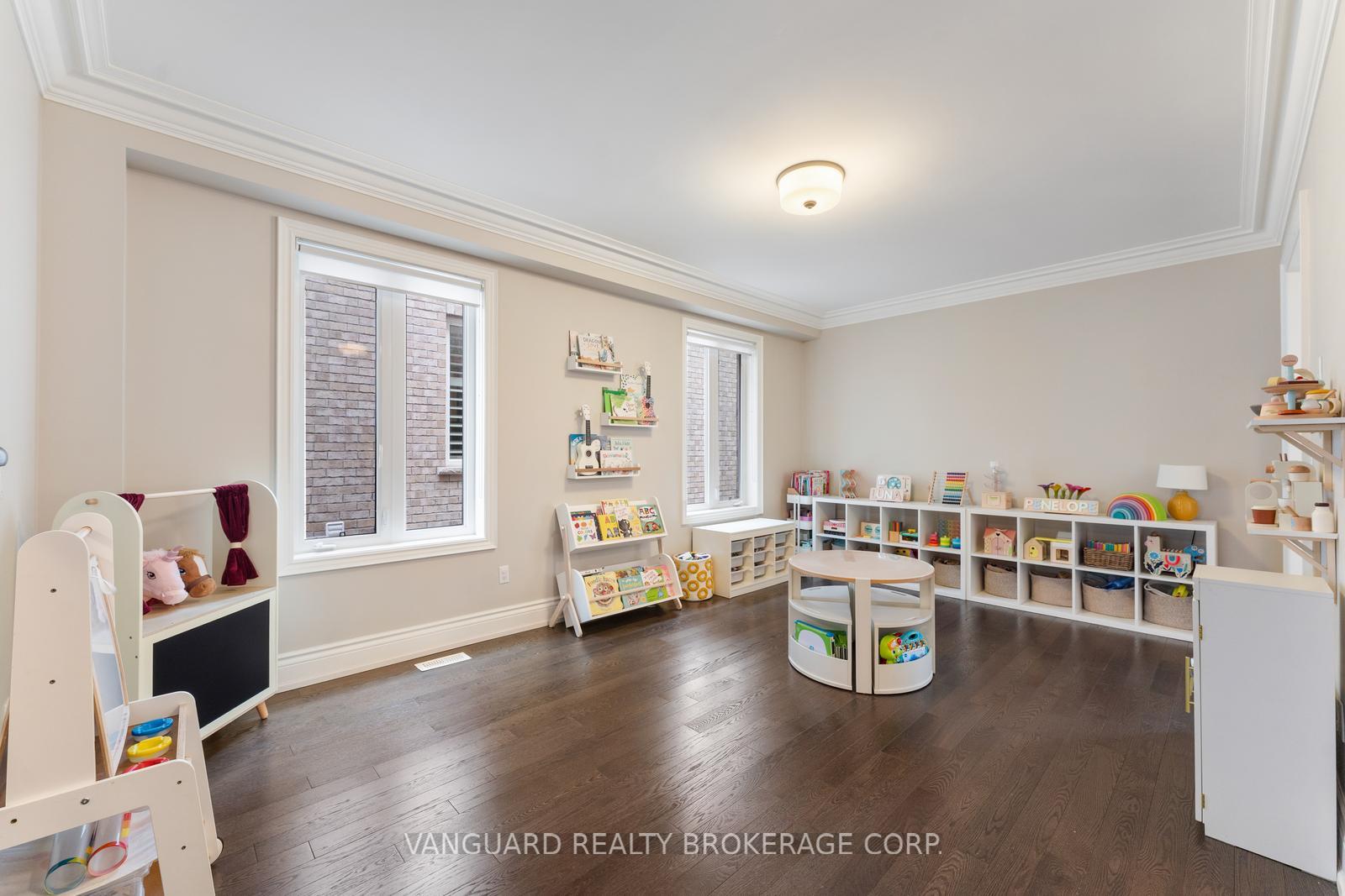 Photo 10 of 611 Davos Road, Vaughan, Vellore Village — HOMEH