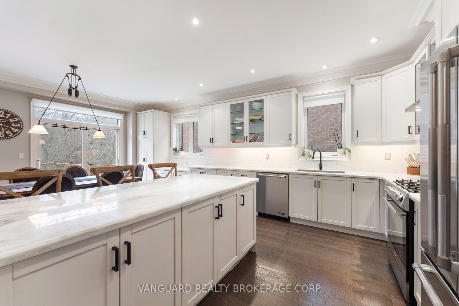 Photo 12 of 611 Davos Road, Vaughan, Vellore Village — HOMEH
