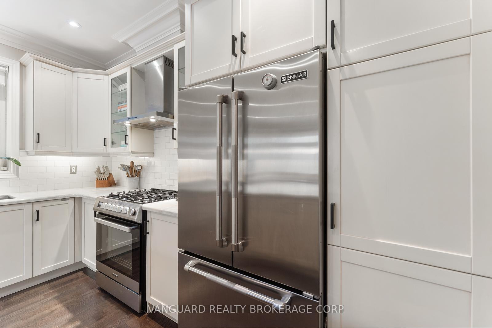 Photo 15 of 611 Davos Road, Vaughan, Vellore Village — HOMEH