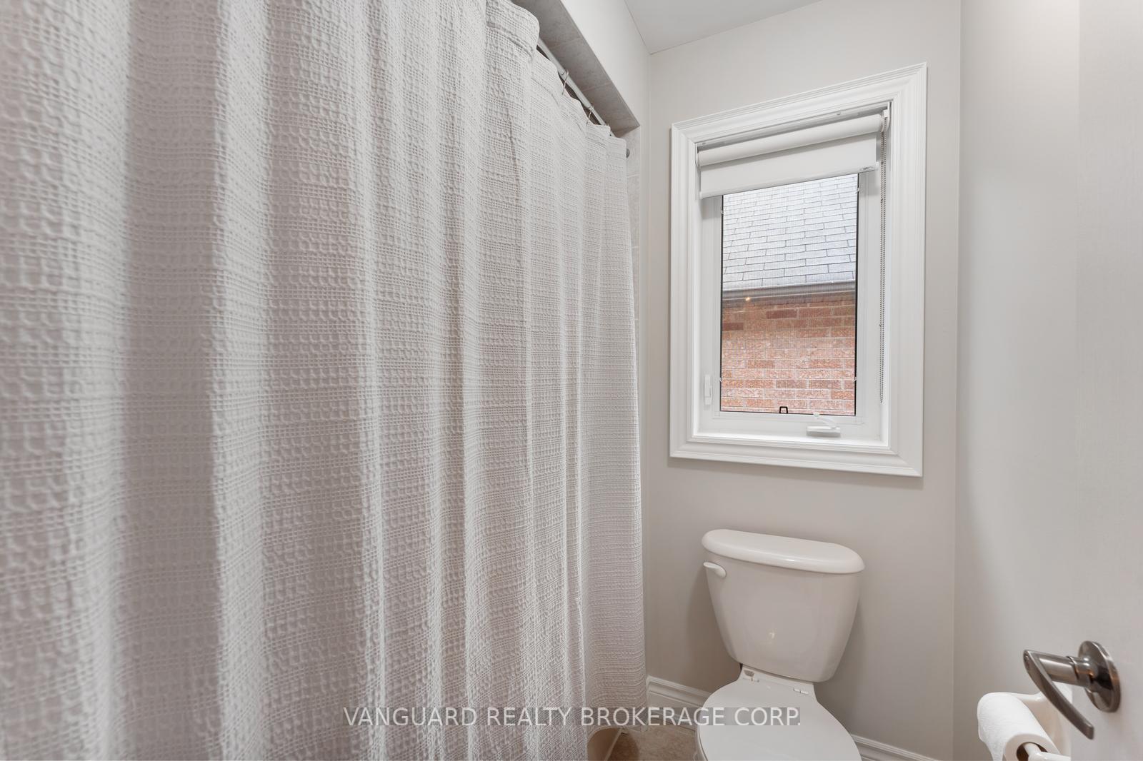 Photo 36 of 611 Davos Road, Vaughan, Vellore Village — HOMEH