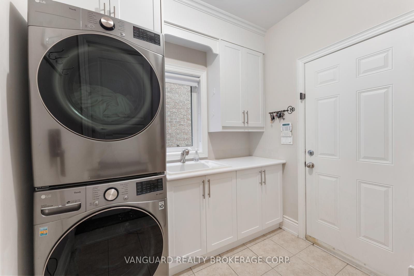 Photo 39 of 611 Davos Road, Vaughan, Vellore Village — HOMEH