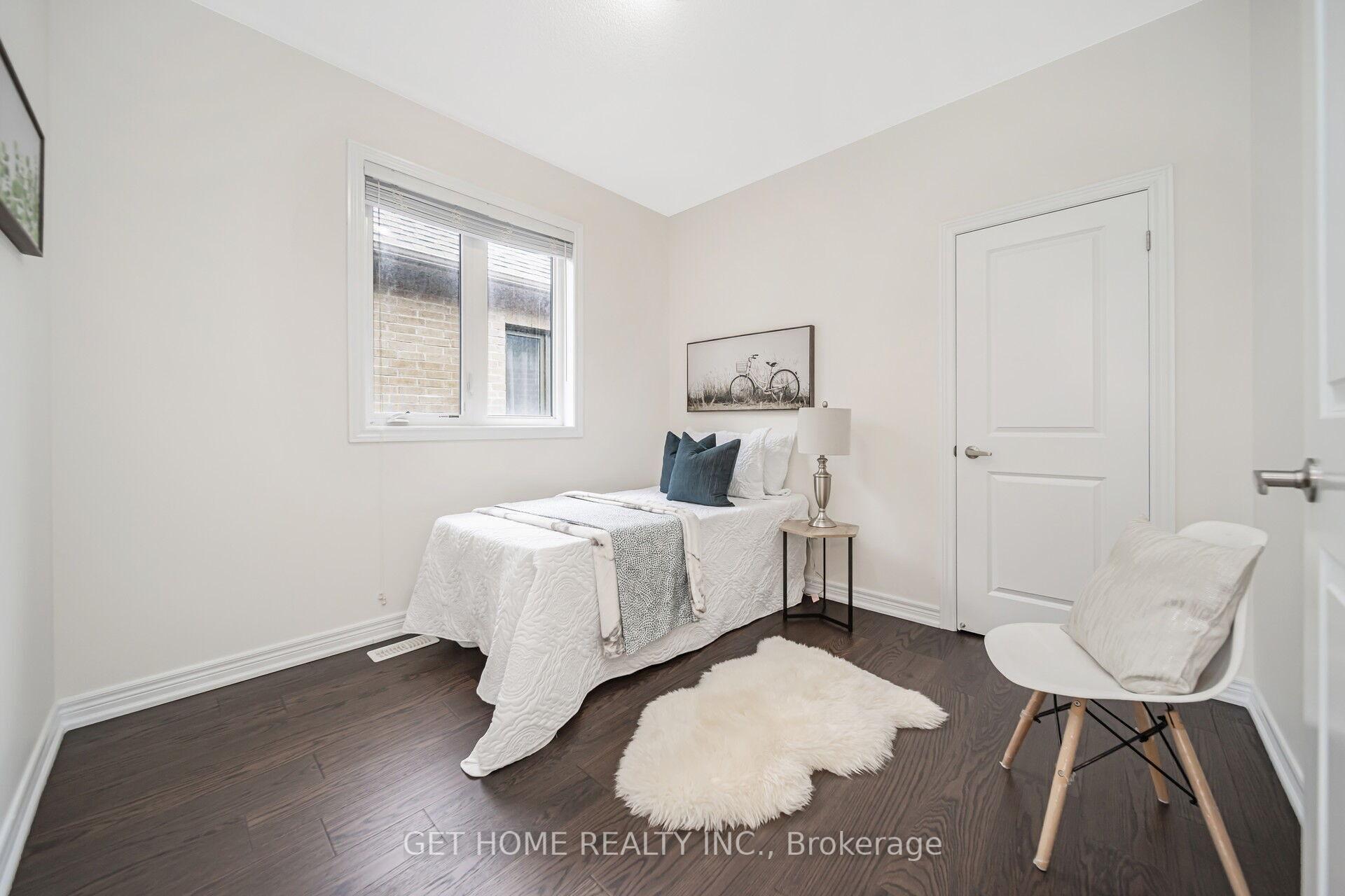 Photo 21 of 10 Ronald Street, Whitby, Rural Whitby — HOMEH
