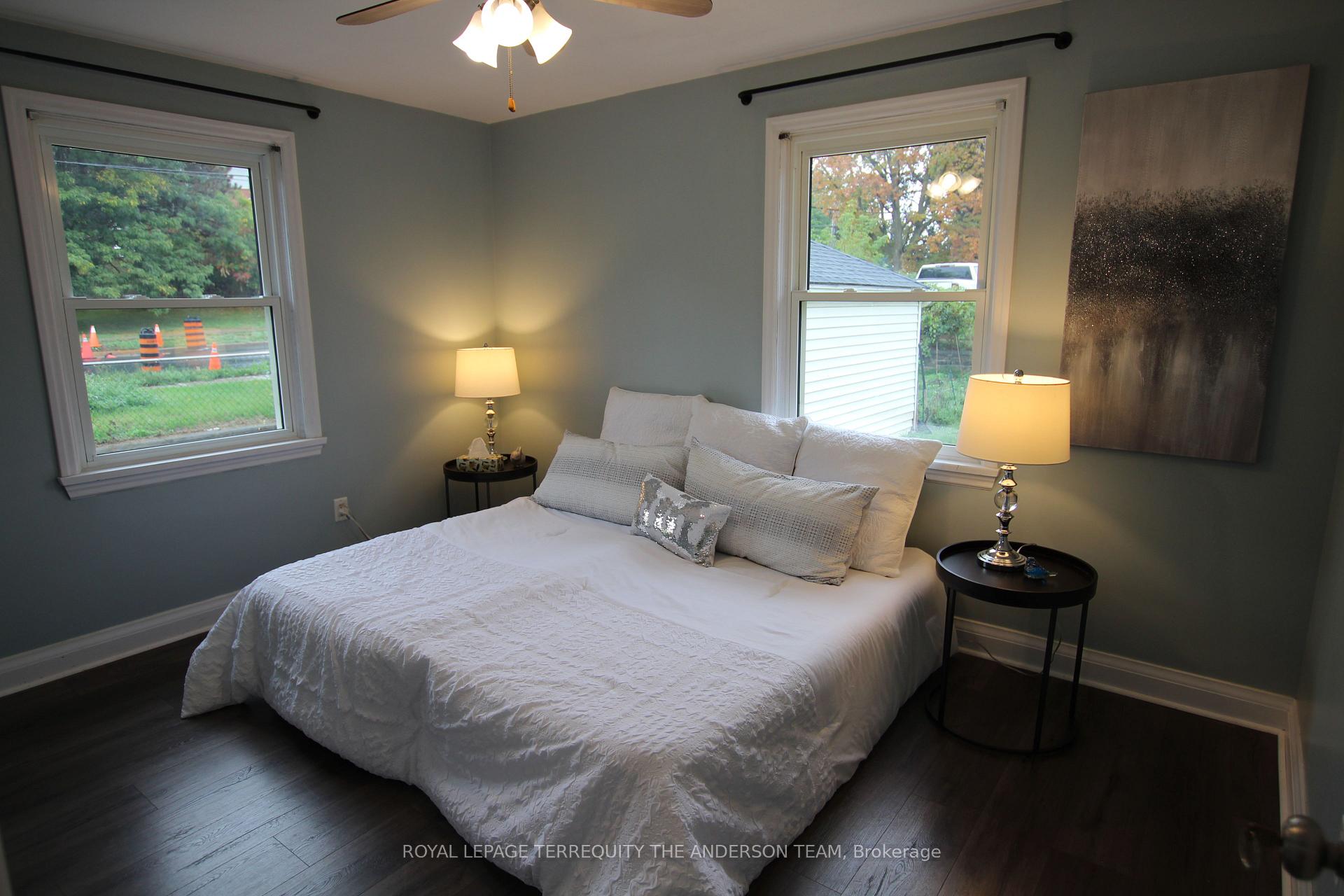 Photo 17 of 833 Rishor Crescent, Peterborough, Northcrest Ward 5 — HOMEH