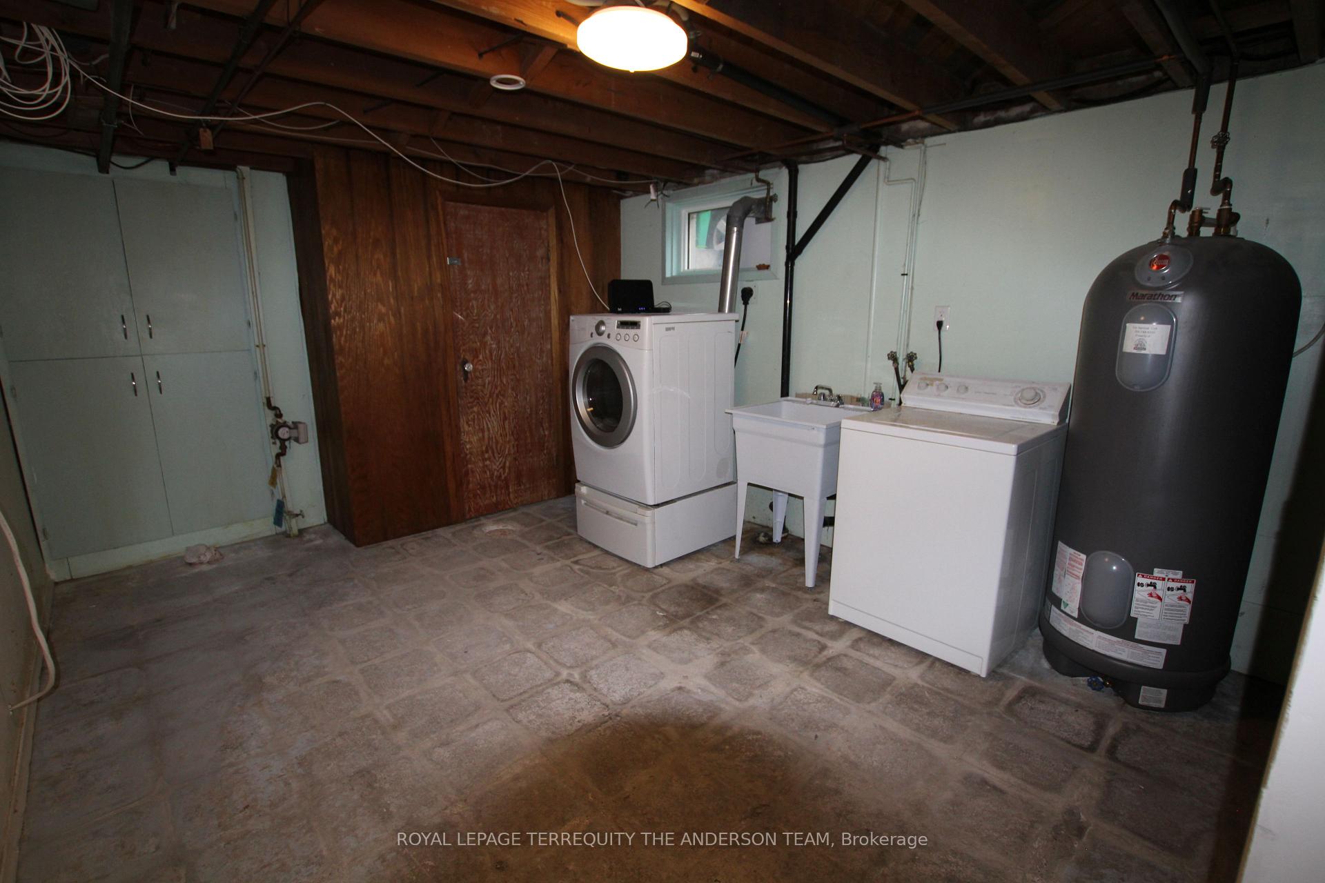 Photo 28 of 833 Rishor Crescent, Peterborough, Northcrest Ward 5 — HOMEH