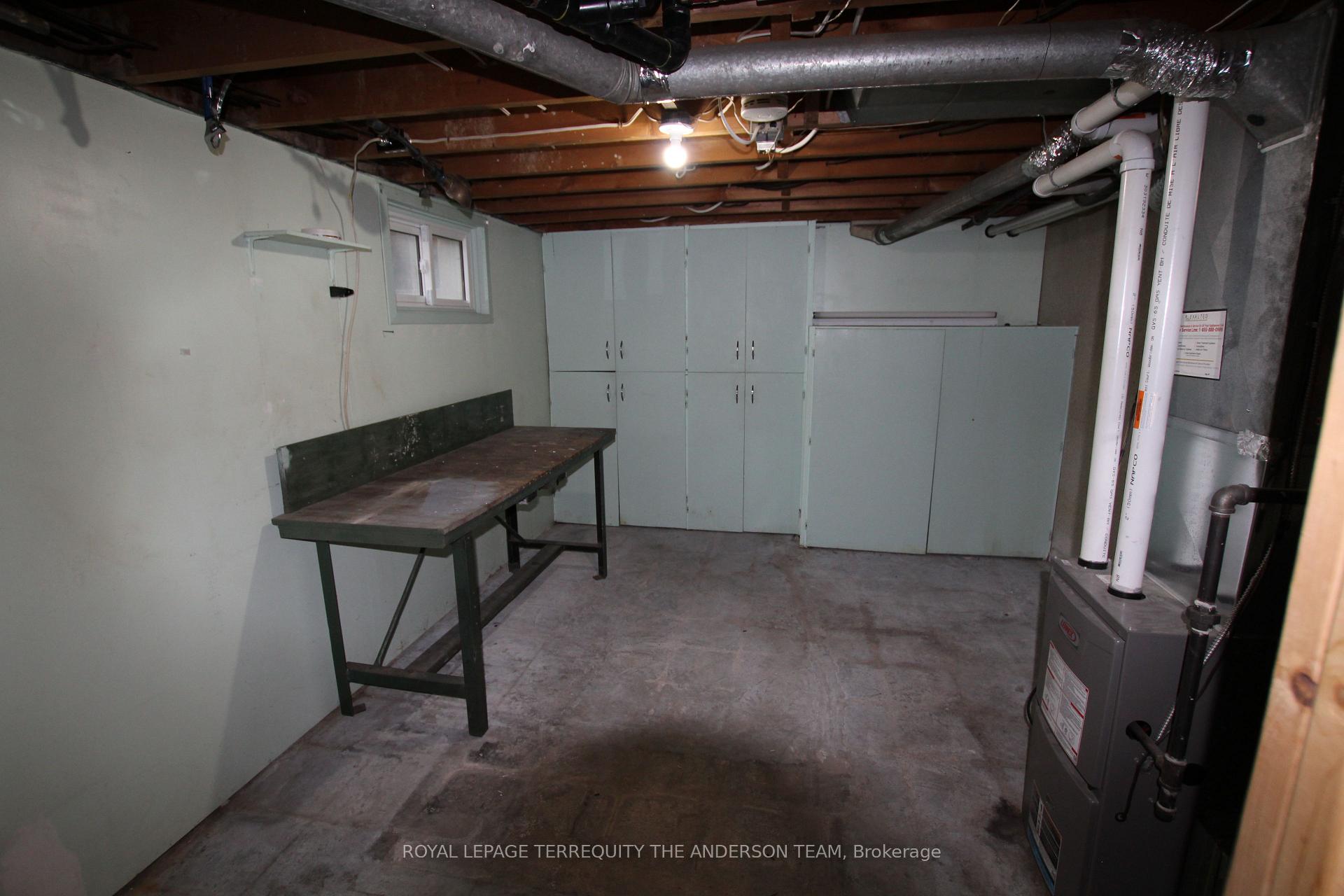 Photo 29 of 833 Rishor Crescent, Peterborough, Northcrest Ward 5 — HOMEH