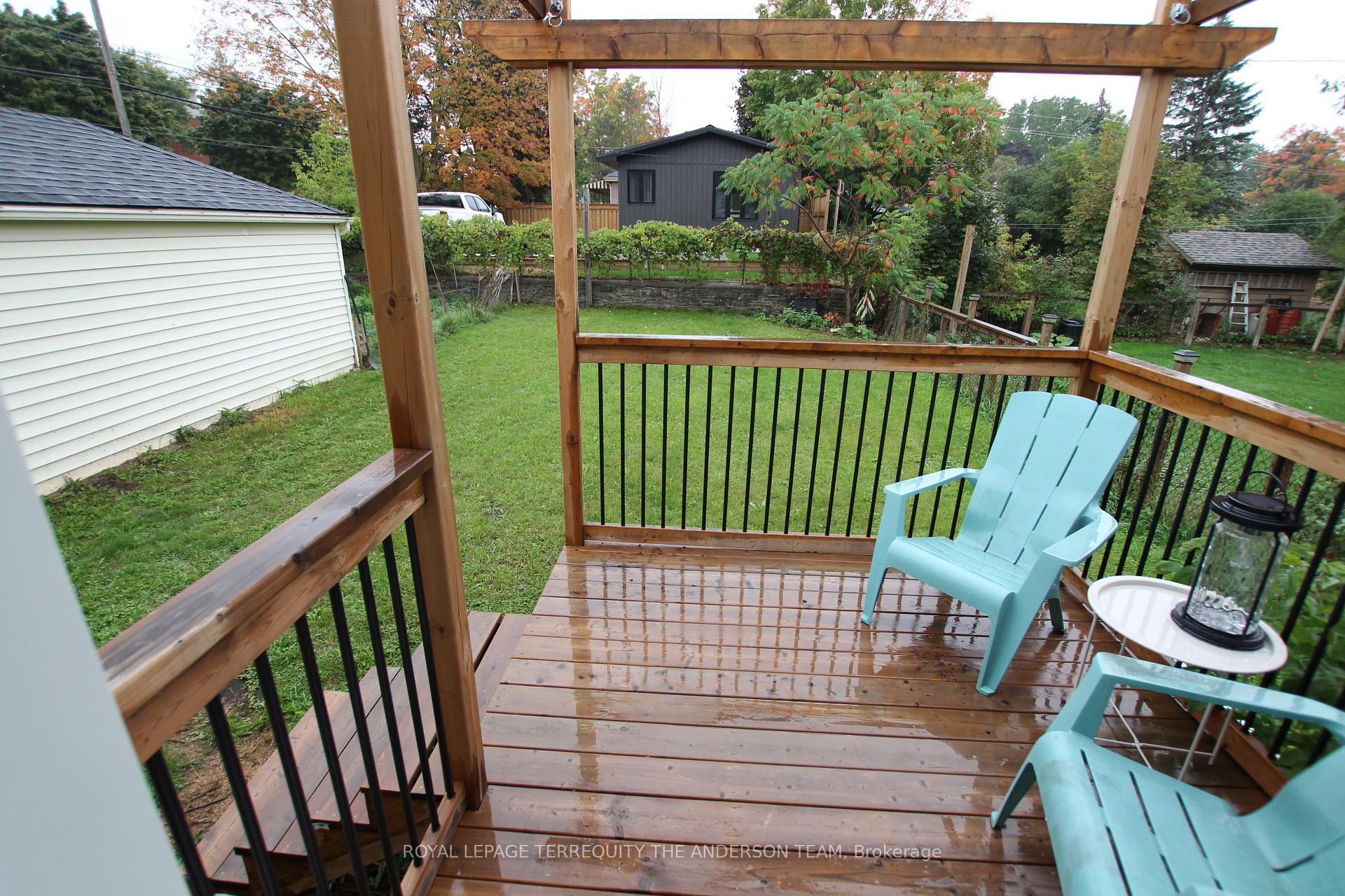 Photo 32 of 833 Rishor Crescent, Peterborough, Northcrest Ward 5 — HOMEH