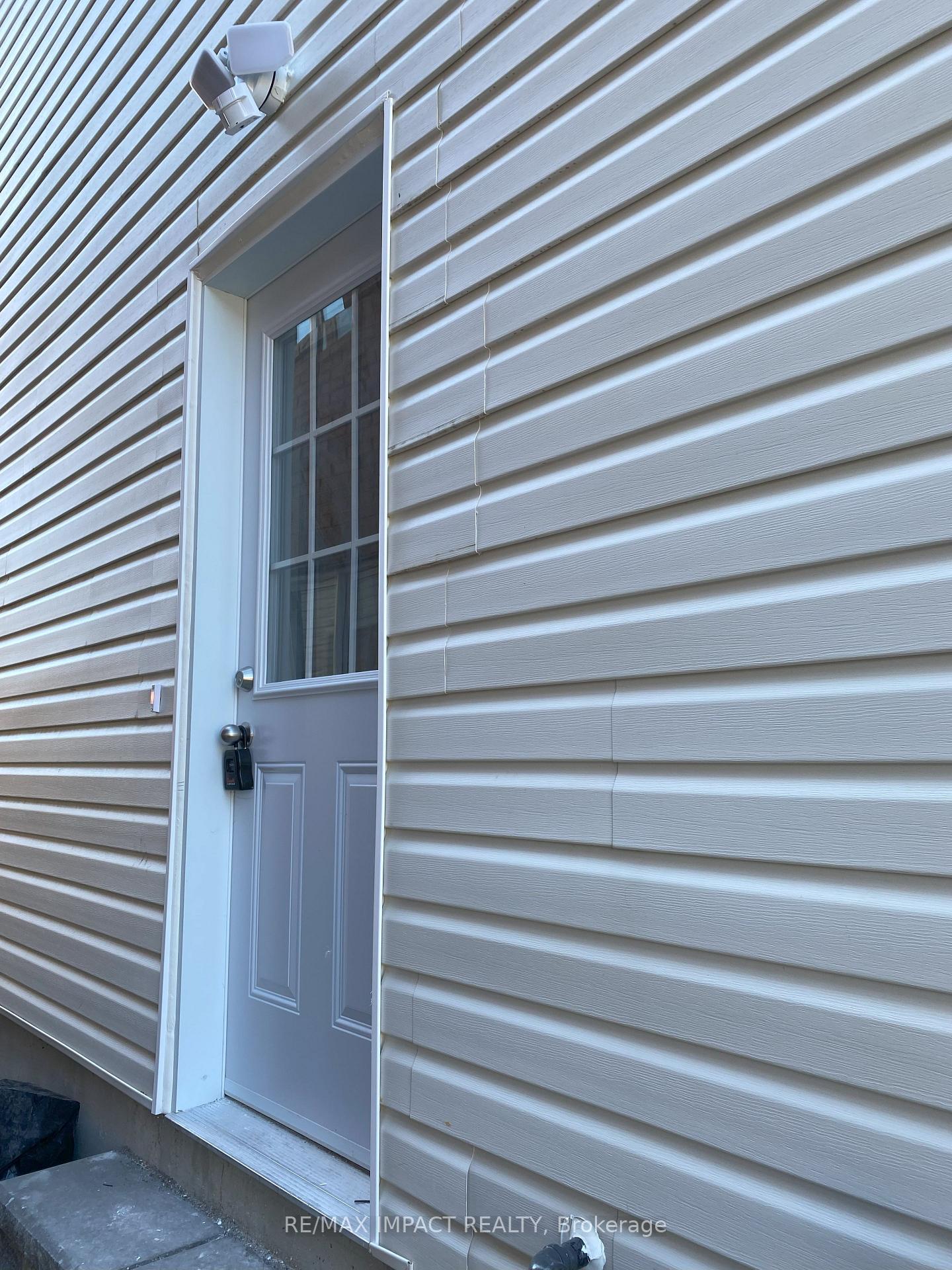 Photo 2 of Unit BSMNT, 1724 Douglas Langtree Drive, Oshawa, Taunton — HOMEH