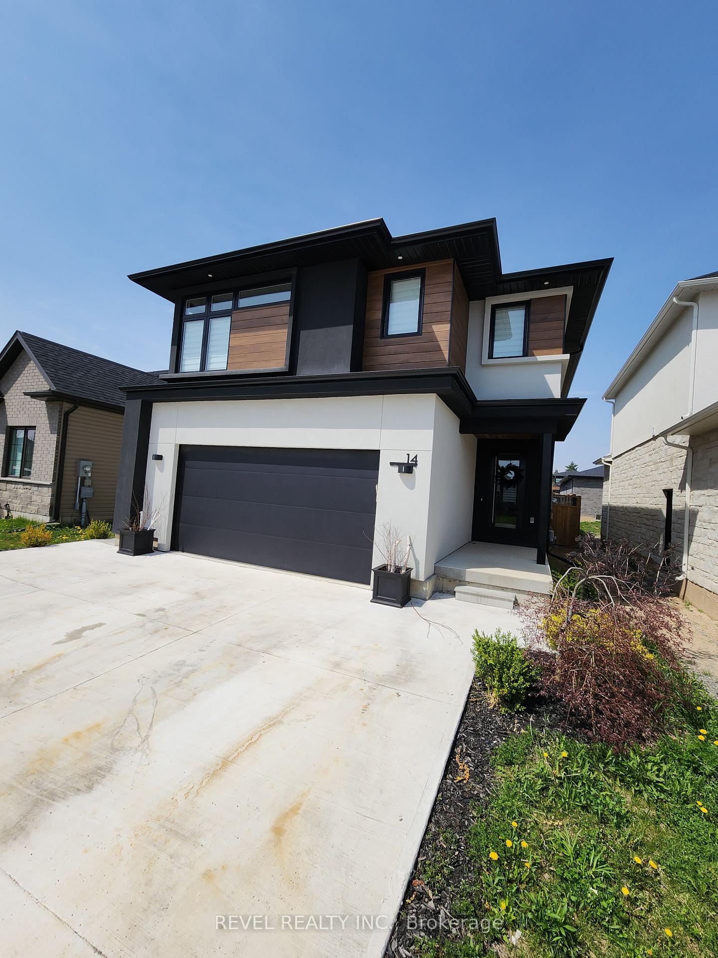 Front of 14 Willowbrook Drive