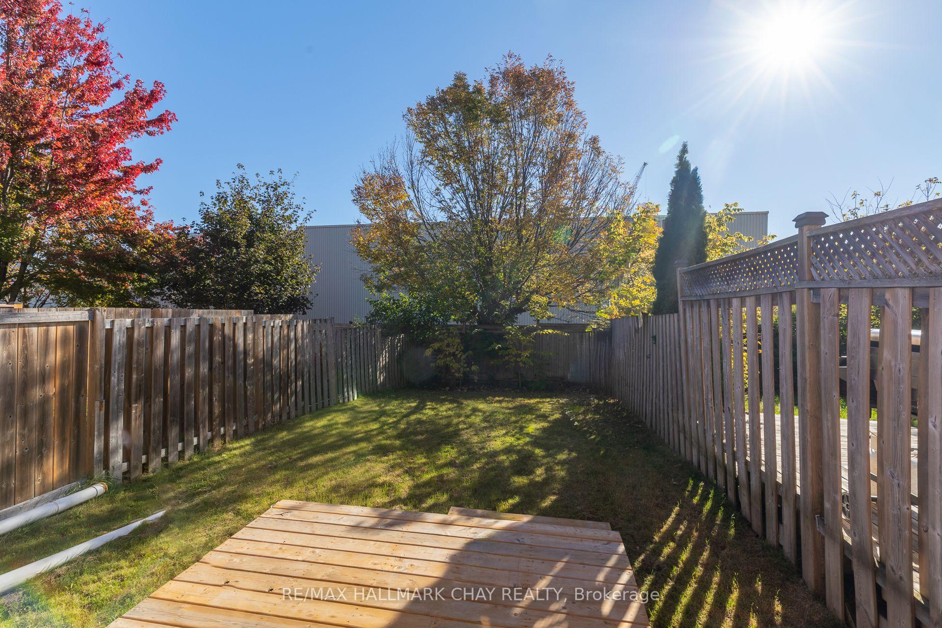 Photo 12 of 23 Srigley Street, Barrie, Holly — HOMEH
