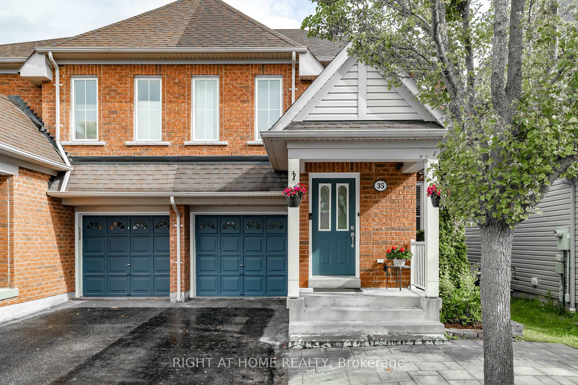 Photo 1 of 35 Tansley Crescent, Ajax, Northeast Ajax — HOMEH