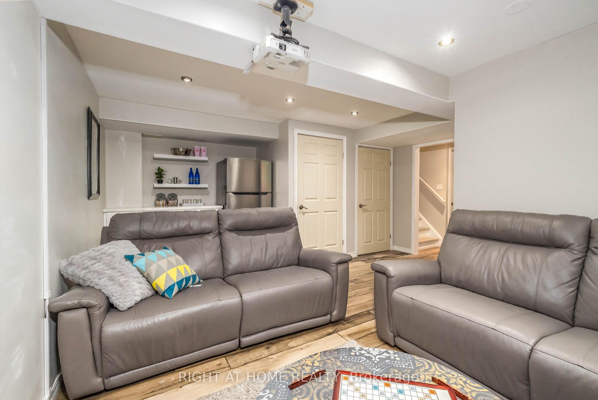 Photo 27 of 35 Tansley Crescent, Ajax, Northeast Ajax — HOMEH