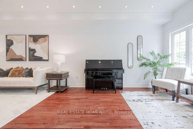 Photo 12 of Unit 7, 320 Ravineview Drive, Vaughan, Maple — HOMEH