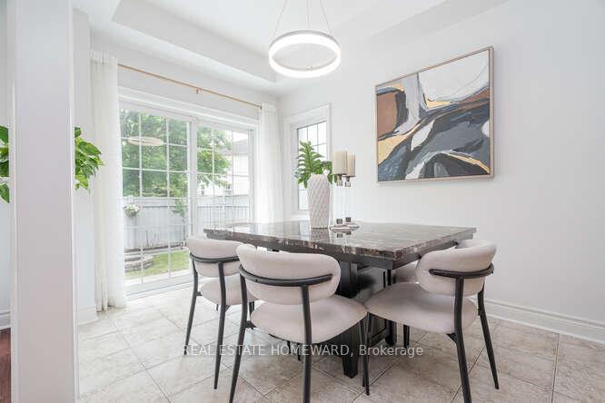 Photo 13 of Unit 7, 320 Ravineview Drive, Vaughan, Maple — HOMEH