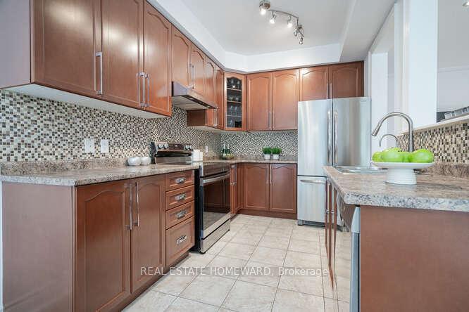 Photo 15 of Unit 7, 320 Ravineview Drive, Vaughan, Maple — HOMEH