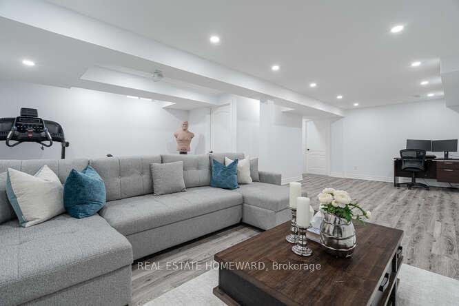 Photo 38 of Unit 7, 320 Ravineview Drive, Vaughan, Maple — HOMEH