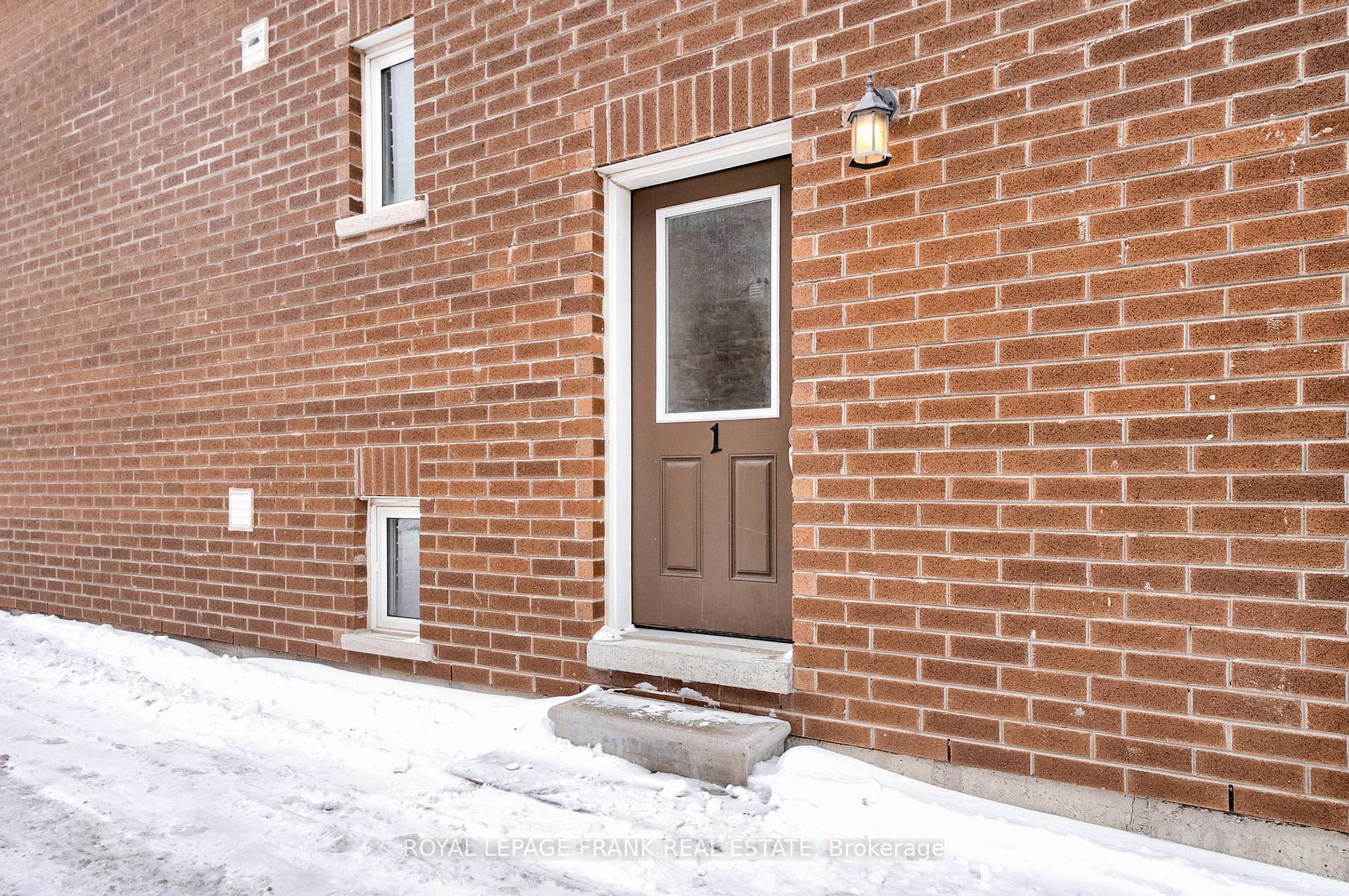Photo 12 of 143 Celina Street, Oshawa, Central — HOMEH