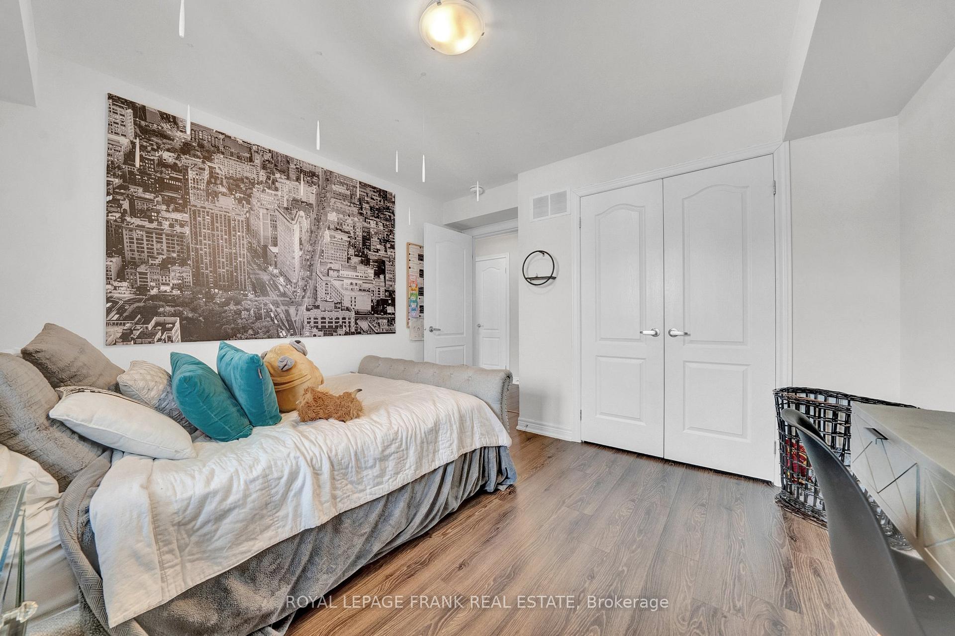 Photo 9 of 139 Celina Street, Oshawa, Central — HOMEH
