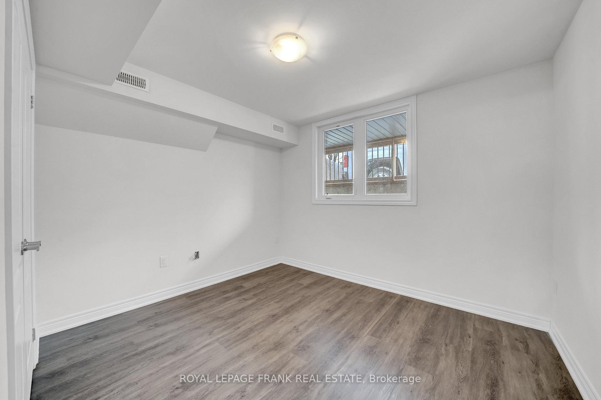 Photo 26 of 139 Celina Street, Oshawa, Central — HOMEH