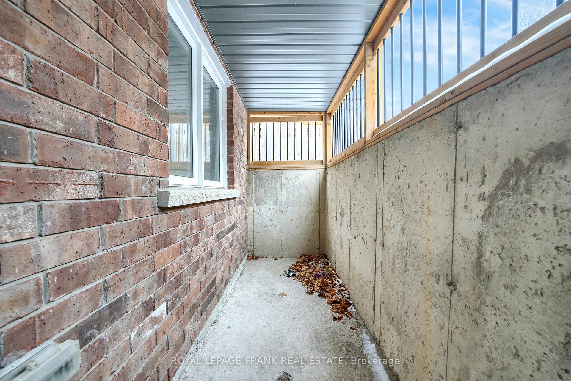 Photo 29 of 139 Celina Street, Oshawa, Central — HOMEH