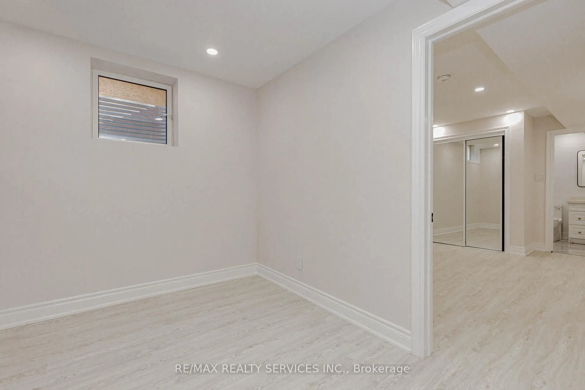 Photo 14 of Unit Basement, 50 Amboise Crescent, Brampton, Fletcher's Meadow — HOMEH