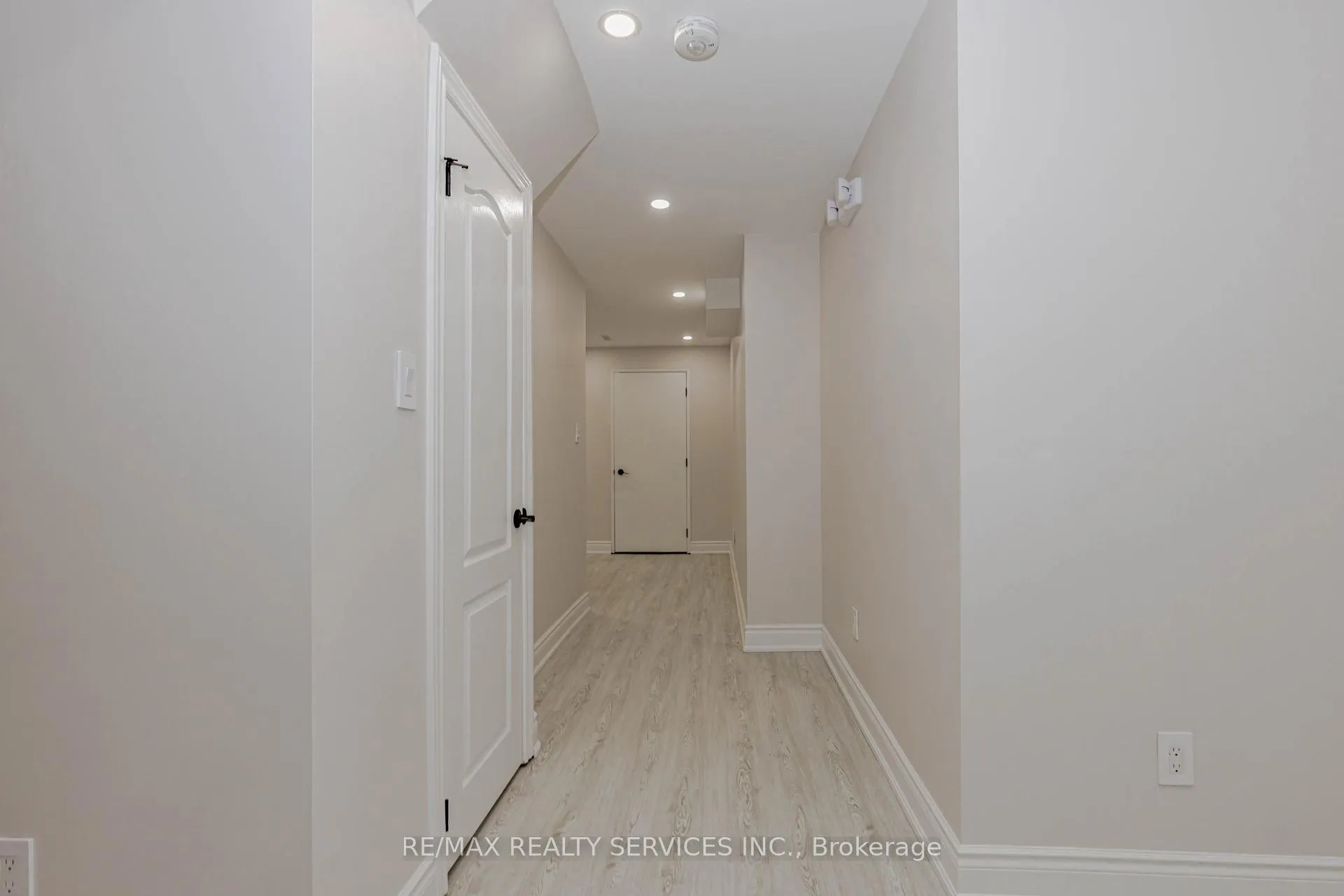 Photo 15 of Unit Basement, 50 Amboise Crescent, Brampton, Fletcher's Meadow — HOMEH