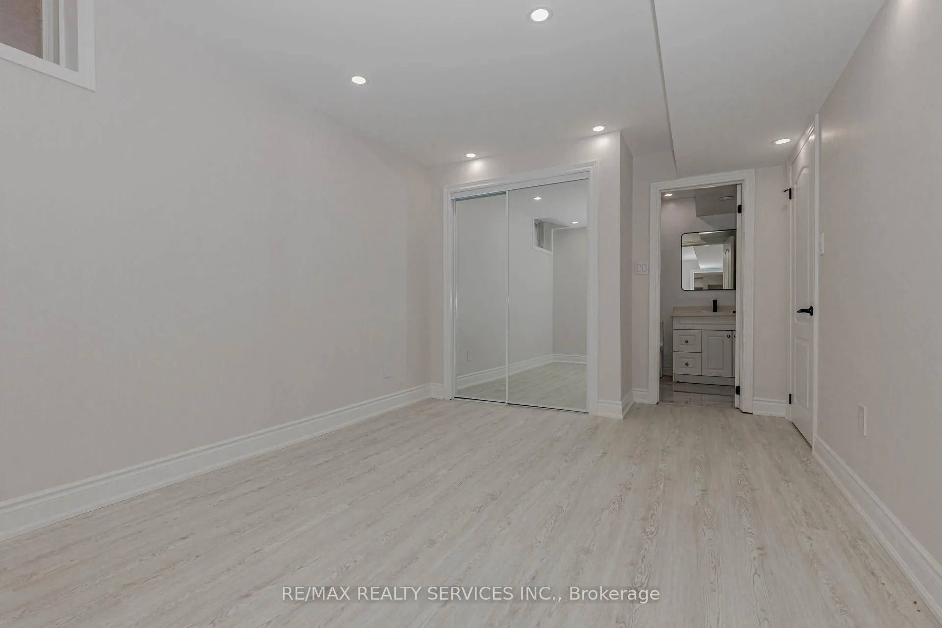 Photo 16 of Unit Basement, 50 Amboise Crescent, Brampton, Fletcher's Meadow — HOMEH