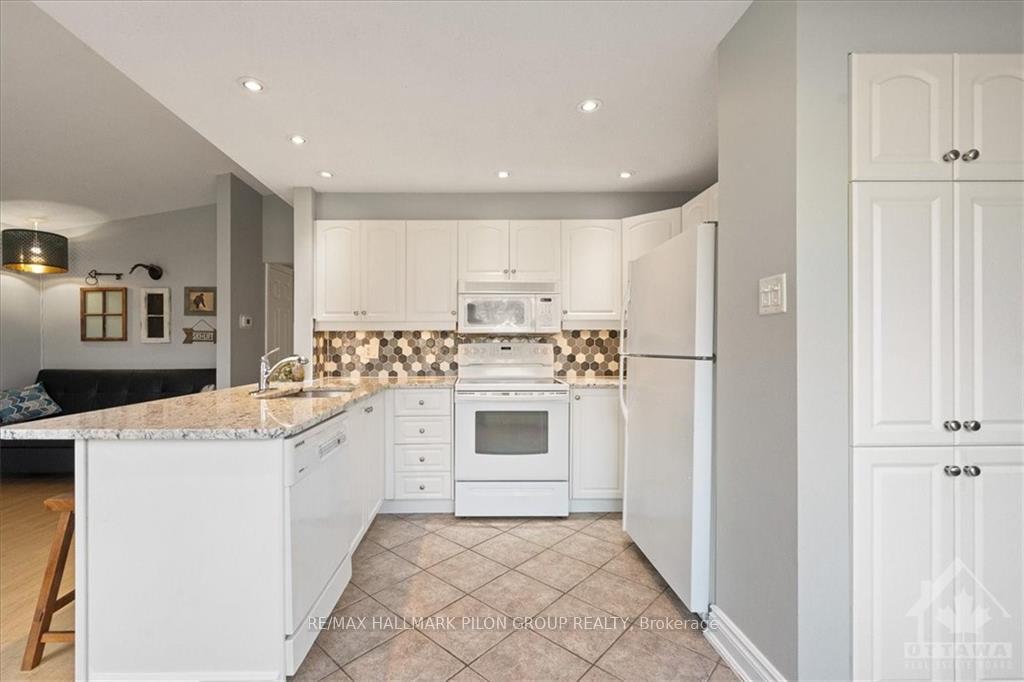 Photo 6 of 370 Duvernay Drive, Ottawa, Queenswood Heights South — HOMEH