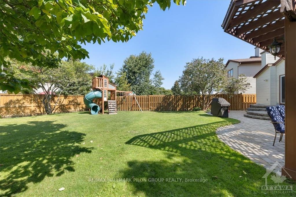 Photo 28 of 370 Duvernay Drive, Ottawa, Queenswood Heights South — HOMEH