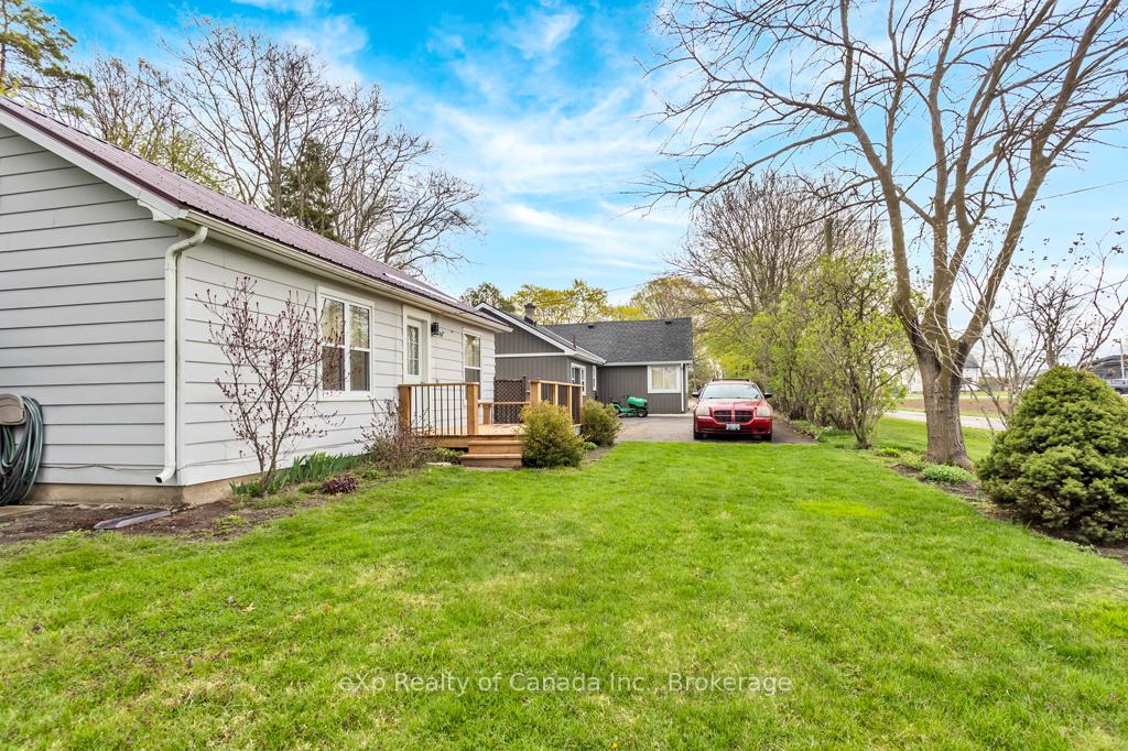 Photo 3 of 456 John Street S, Aylmer — HOMEH