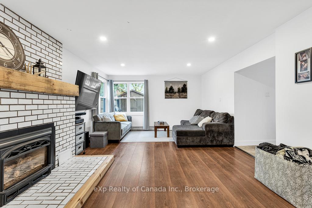 Photo 9 of 456 John Street S, Aylmer — HOMEH