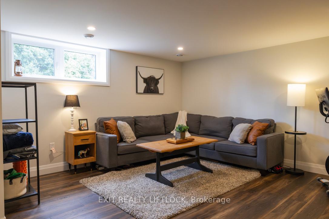 Photo 17 of 357 Simons Avenue, Peterborough, Northcrest Ward 5 — HOMEH