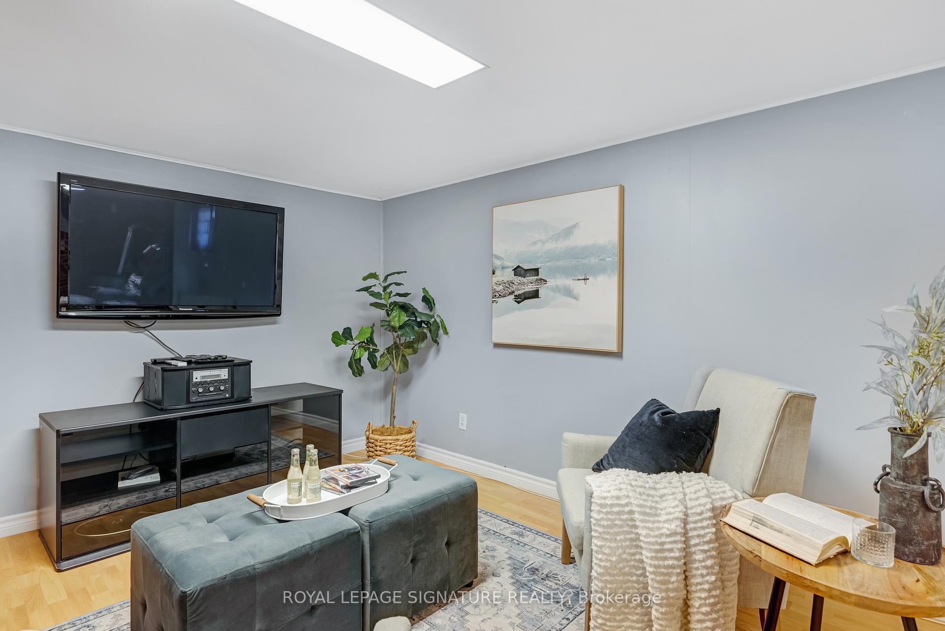 Photo 28 of 655 Perry Crescent, Oshawa, Vanier — HOMEH