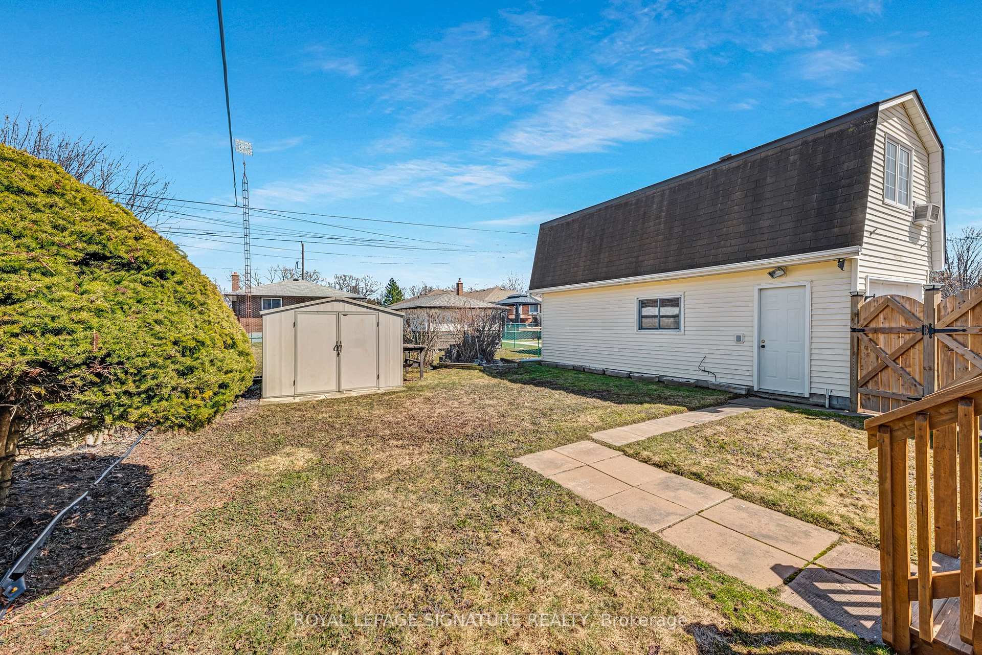 Photo 41 of 655 Perry Crescent, Oshawa, Vanier — HOMEH