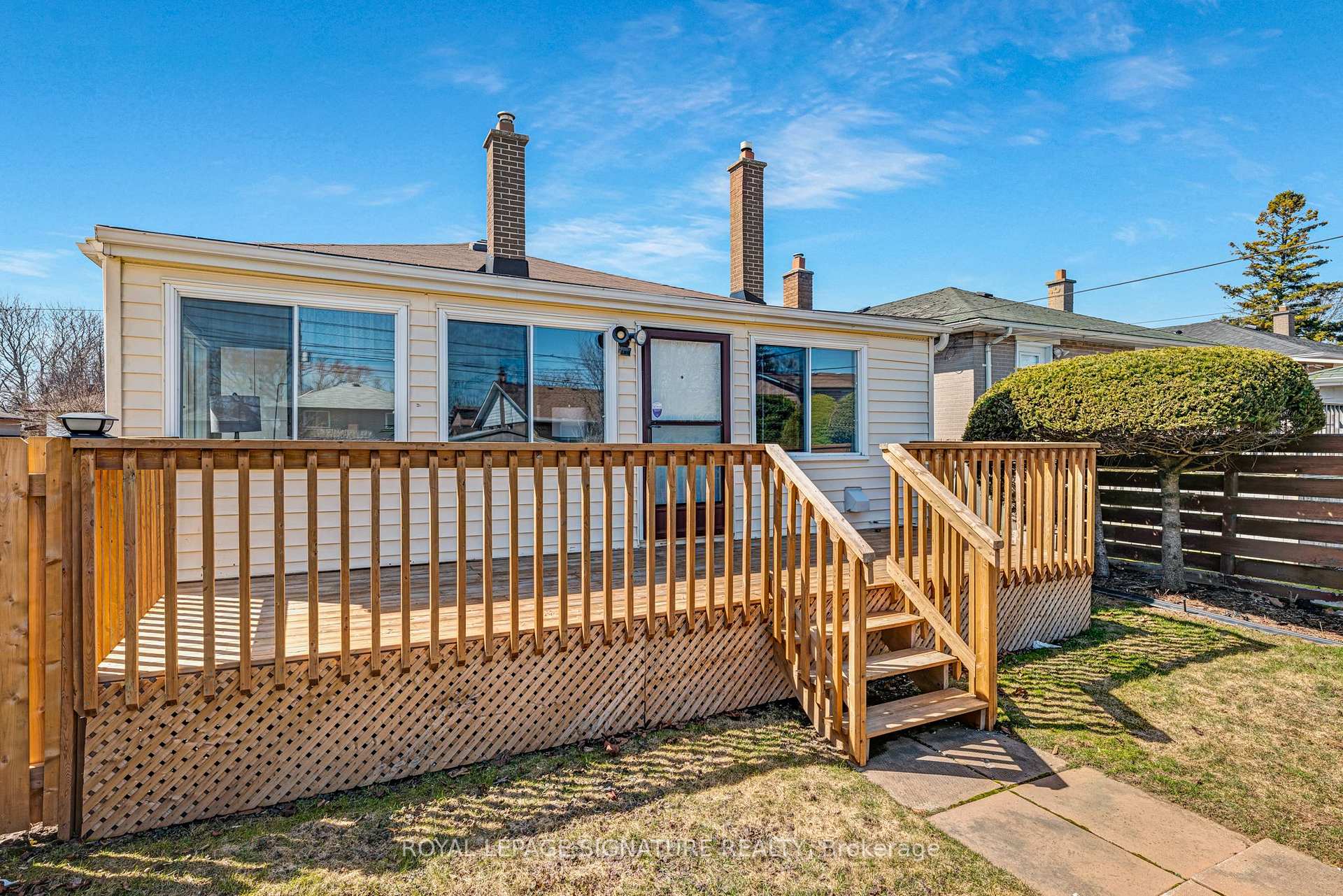 Photo 42 of 655 Perry Crescent, Oshawa, Vanier — HOMEH