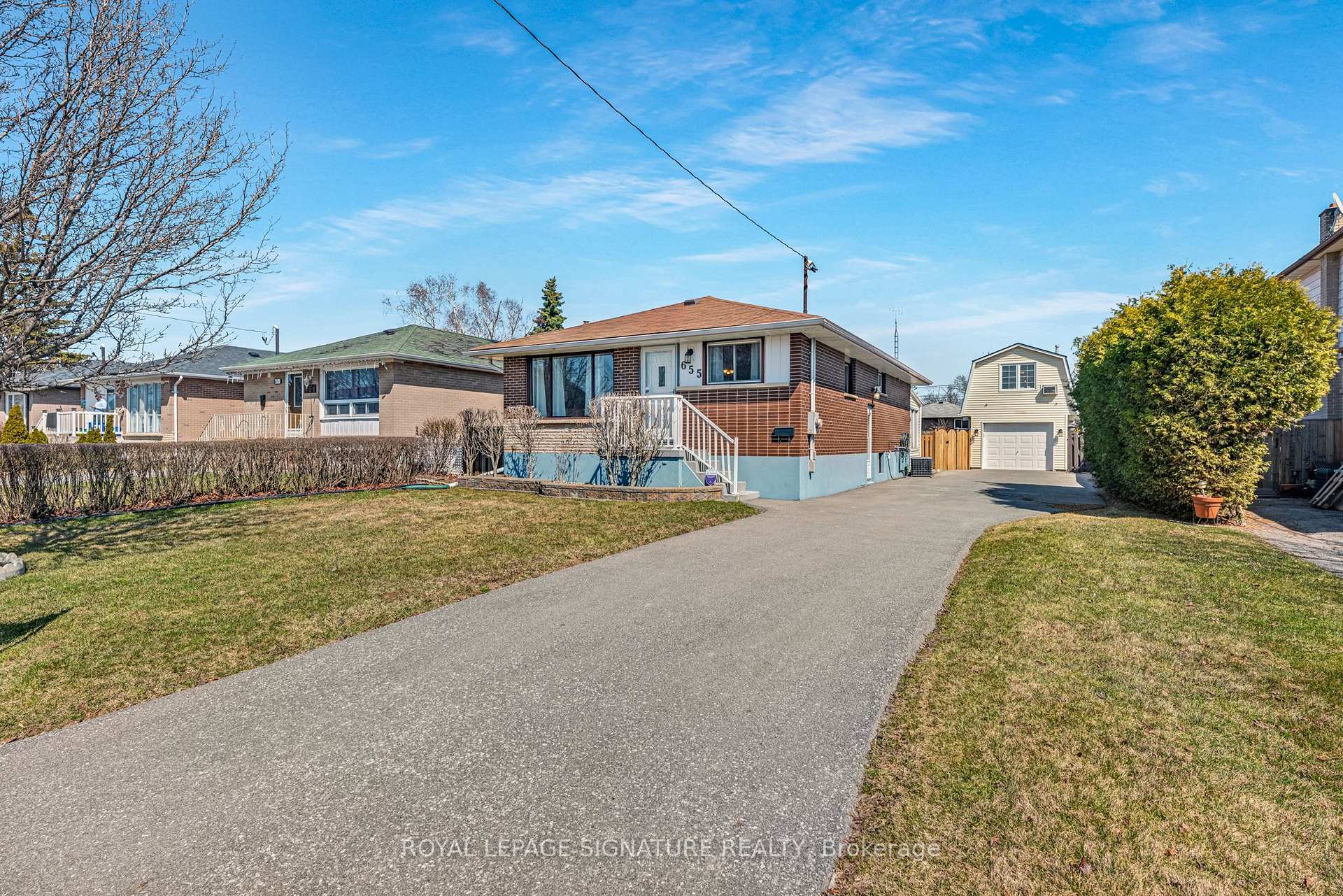 Photo 45 of 655 Perry Crescent, Oshawa, Vanier — HOMEH
